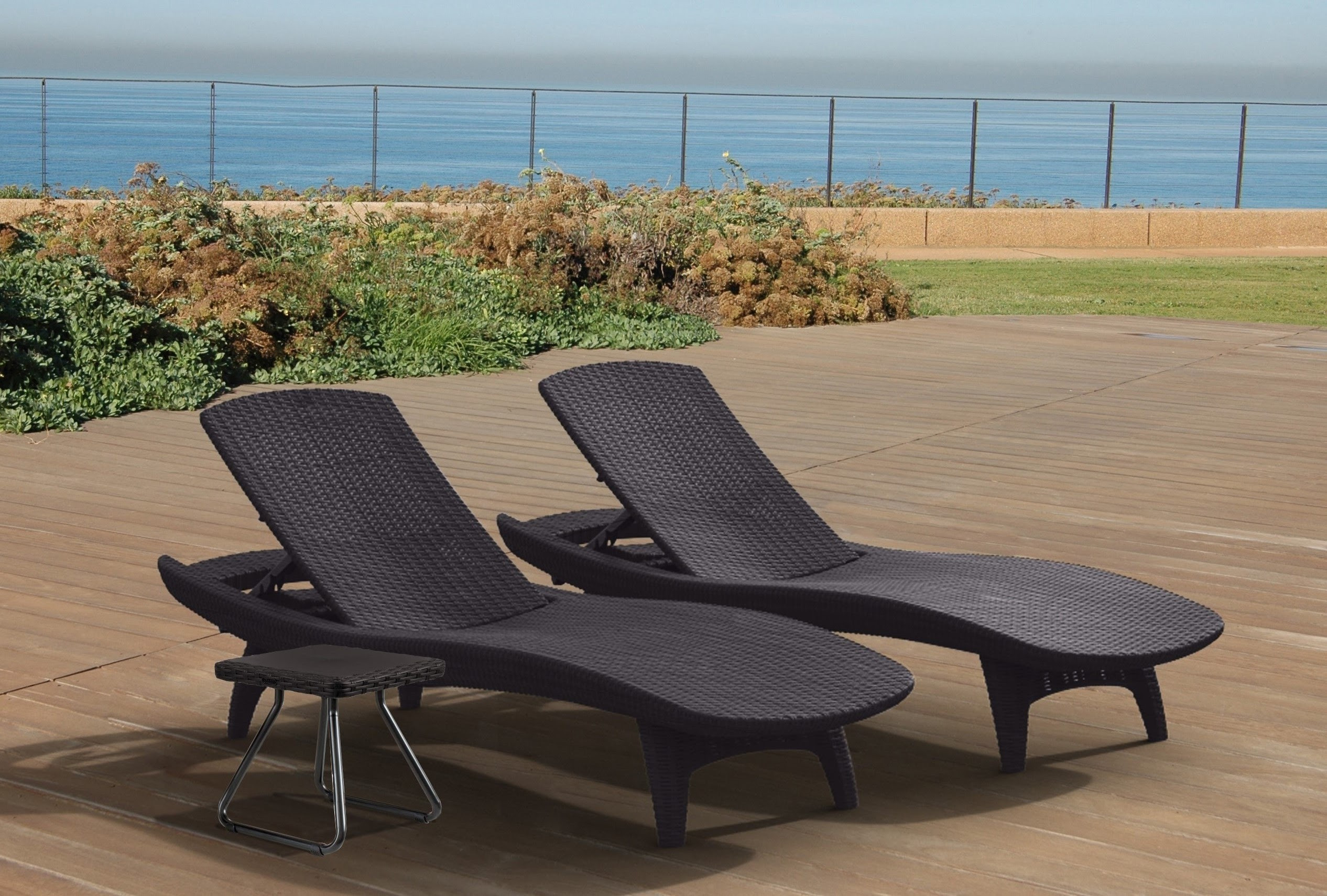 Keter Pacific Chaise Sun Lounger and Side Table Set, Resin